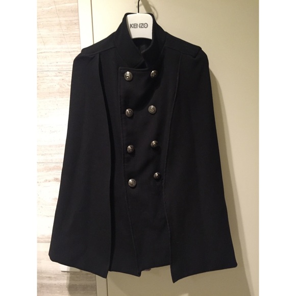 Caped Top - Picture 8 of 9